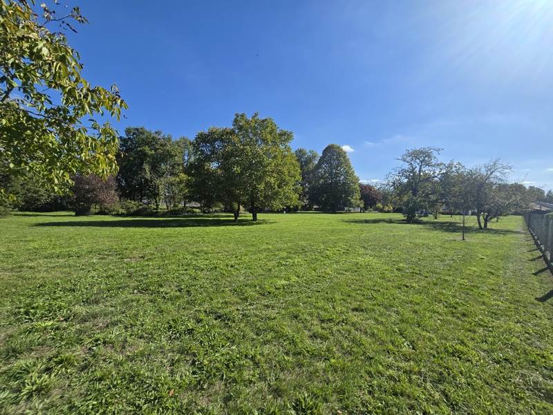Vente Immeuble JONZAC - -  700 m² - (17500)