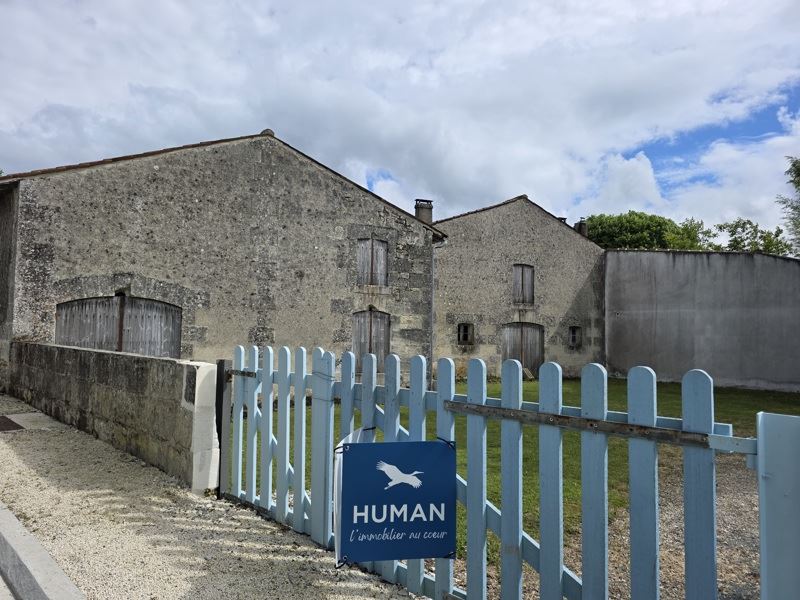 Vente Grange JONZAC - 5 pièces -160 m² - (17500)