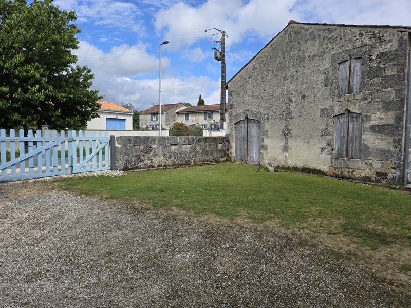Vente Grange JONZAC - 5 pièces -160 m² - (17500)