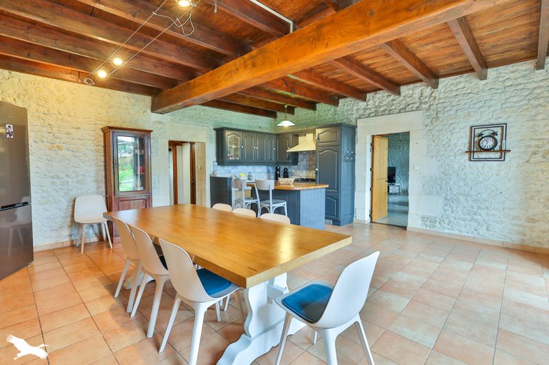 Vente Maison REAUX SUR TREFLE - 5 pièces -213 m² - (17500)