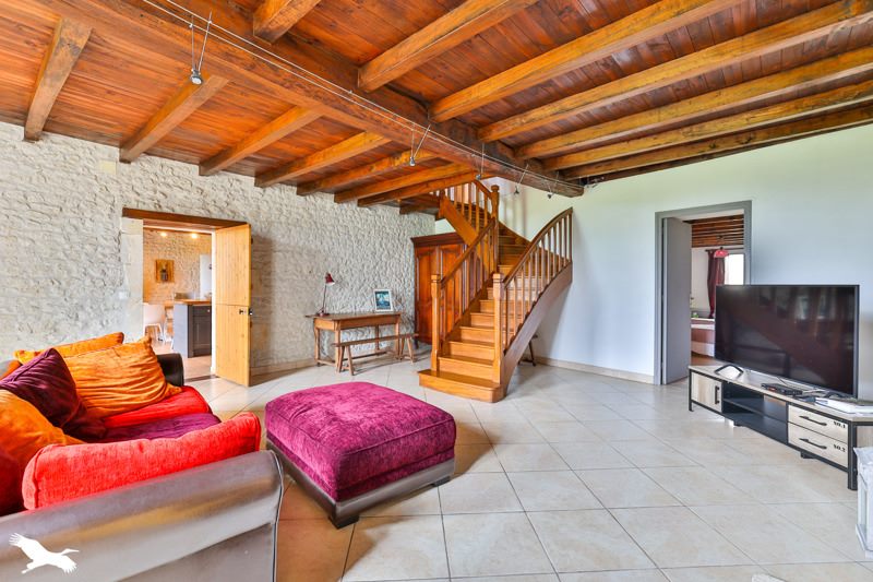 Vente Maison REAUX SUR TREFLE - 5 pièces -213 m² - (17500)