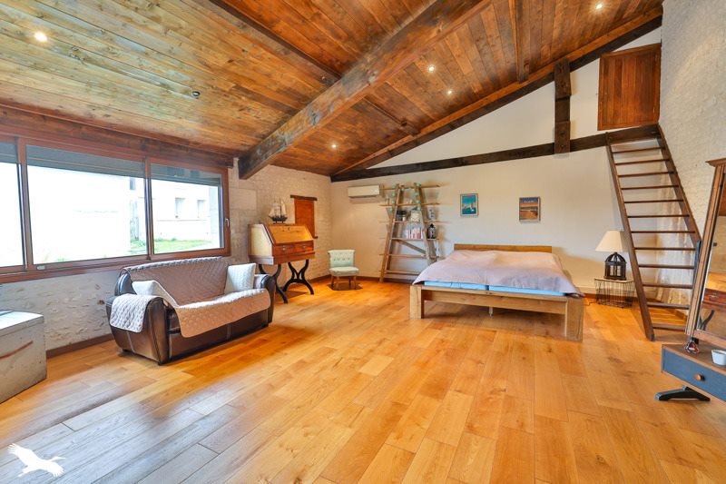 Vente Maison REAUX SUR TREFLE - 5 pièces -213 m² - (17500)