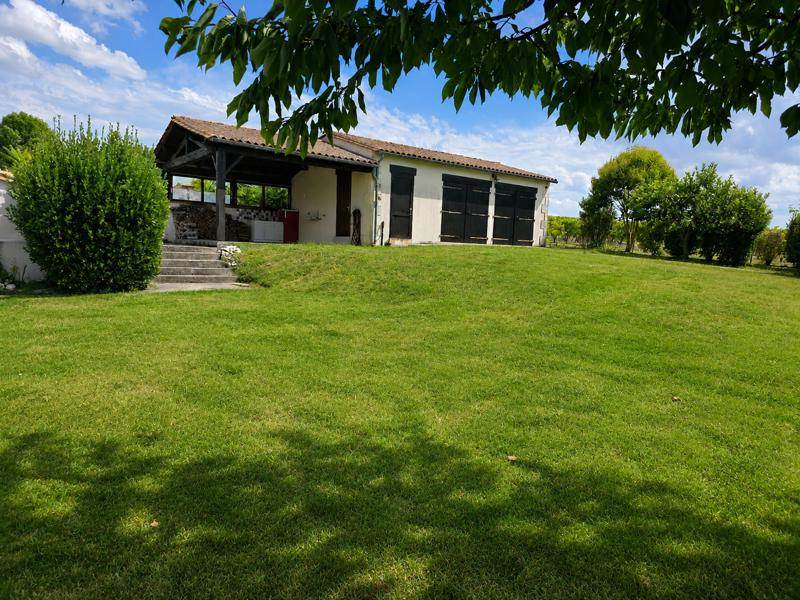Vente Maison REAUX SUR TREFLE - 5 pièces -213 m² - (17500)