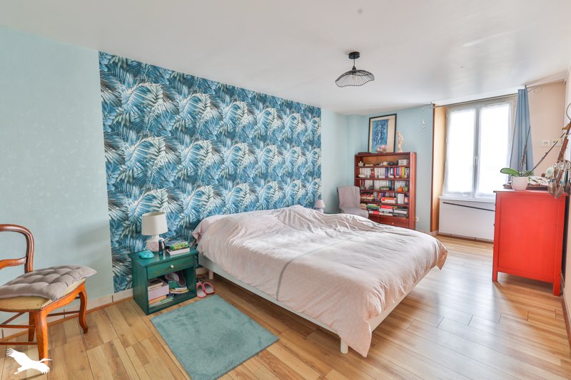 Vente Maison FONTAINES D OZILLAC - 5 pièces -141 m² - (17500)