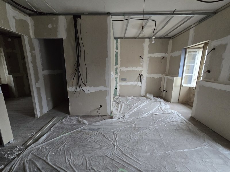 Vente Maison JONZAC - 3 pièces -90 m² - (17500)