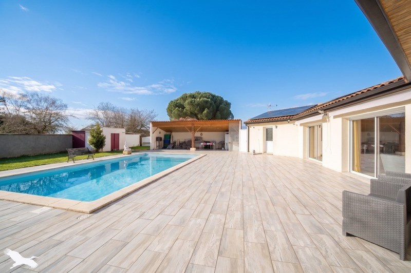 Vente Maison ST GENIS DE SAINTONGE - 4 pièces -109 m² - (17240)