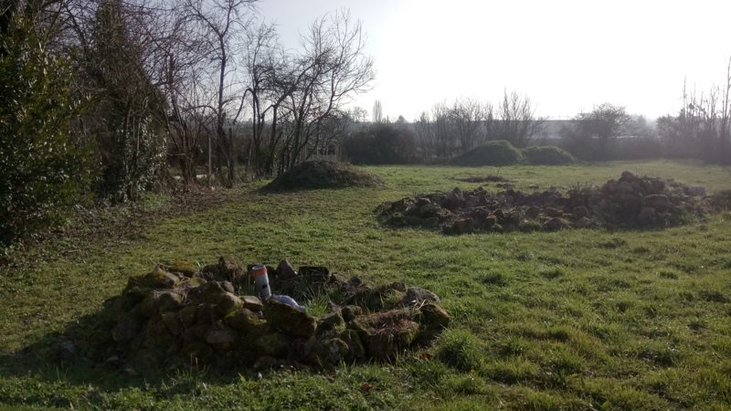 Vente Terrain JONZAC - -698 m² - (17500)