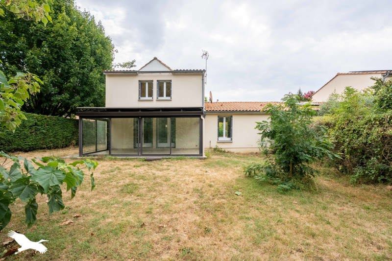 Vente Maison JONZAC - 4 pièces -118 m² - (17500)