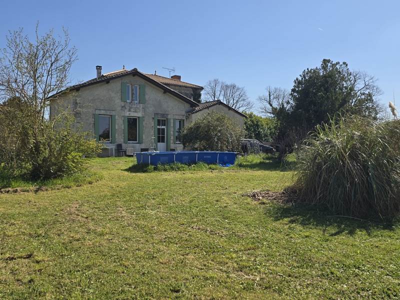 Vente Maison CLAM - 3 pièces -79 m² - (17500)