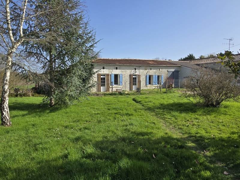 Vente Maison ST CIERS CHAMPAGNE 17520 4 pièces - 127 m²