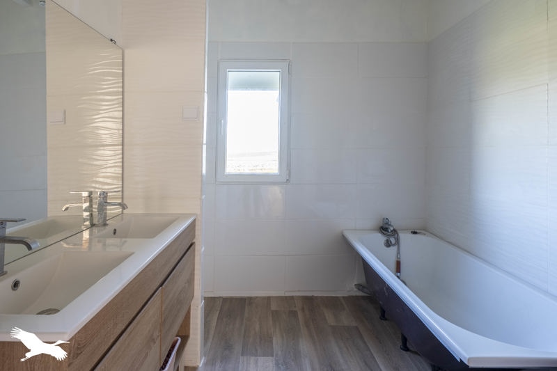 Vente Maison OZILLAC - 5 pièces -138 m² - (17500)