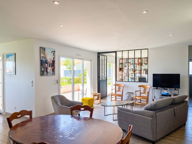 Vente Maison JONZAC - 4 pièces -100 m² - (17500)