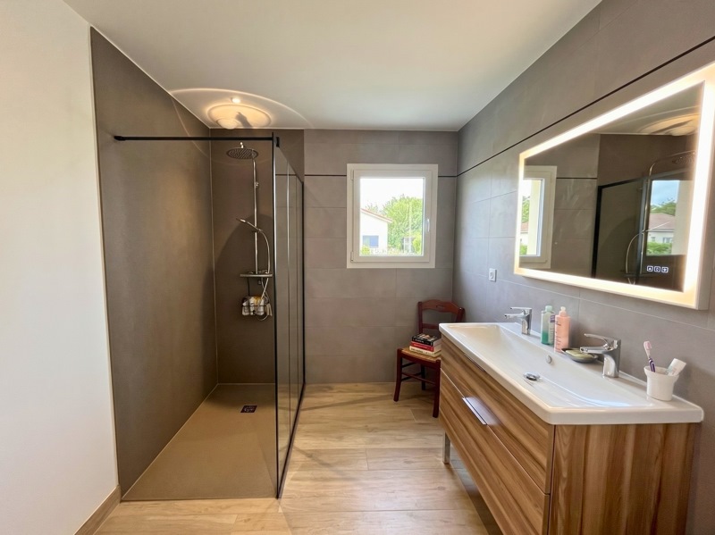 Vente Maison JONZAC - 4 pièces -100 m² - (17500)
