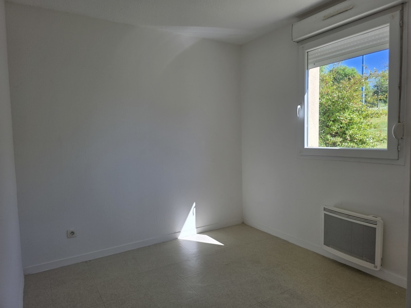 Vente Appartement JONZAC - 3 pièces -55 m² - (17500)
