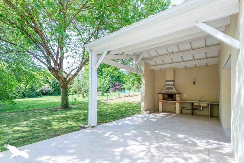 Vente Maison JONZAC - 4 pièces -96 m² - (17500)