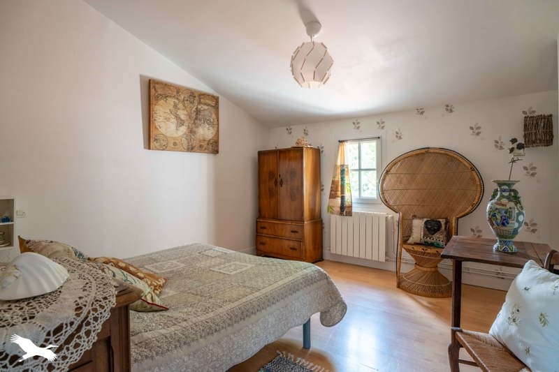 Vente Maison JONZAC - 7 pièces -250 m² - (17500)