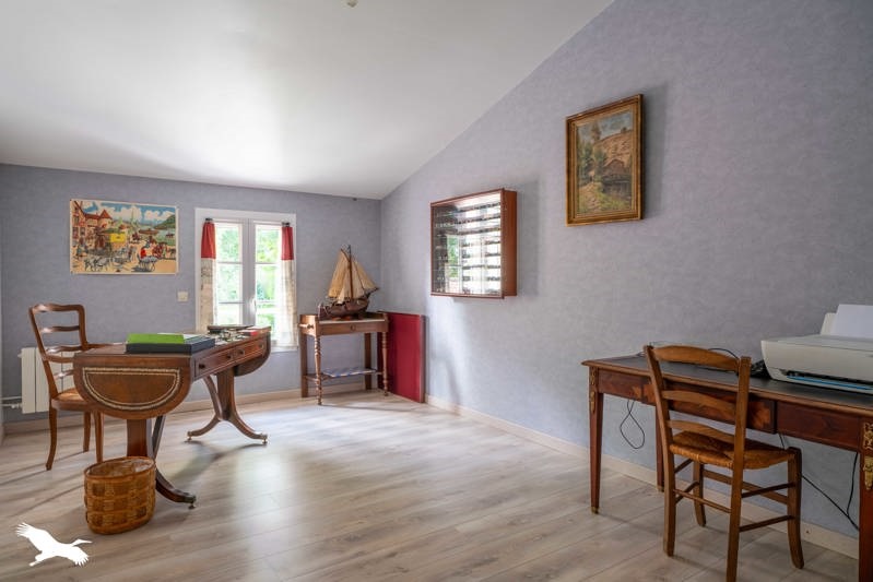 Vente Maison JONZAC - 7 pièces -250 m² - (17500)