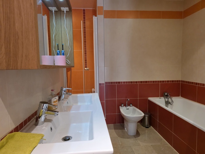 Vente Maison JONZAC - 9 pièces -275 m² - (17500)
