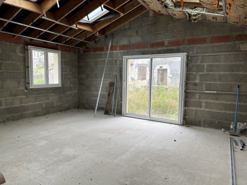 Vente Maison ST GEORGES ANTIGNAC - 5 pièces -135 m² - (17240)