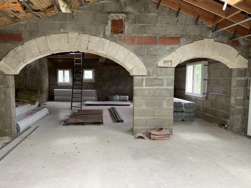 Vente Maison ST GEORGES ANTIGNAC - 5 pièces -135 m² - (17240)