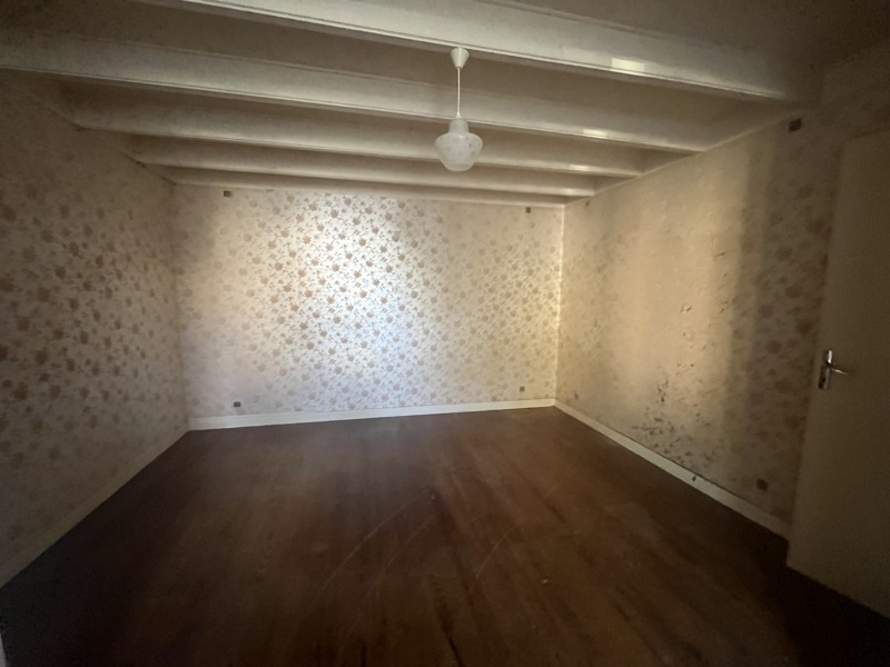 Vente Maison REAUX SUR TREFLE - 6 pièces -202 m² - (17500)