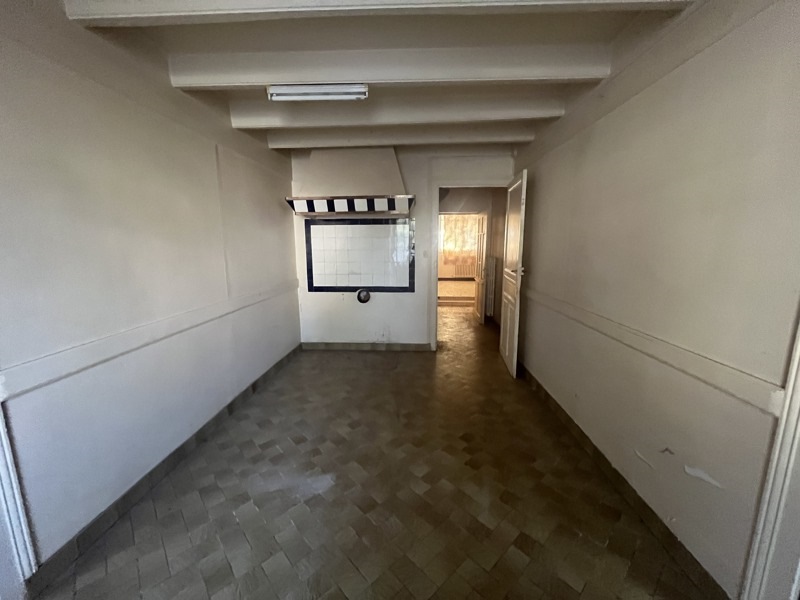 Vente Maison REAUX SUR TREFLE - 6 pièces -202 m² - (17500)