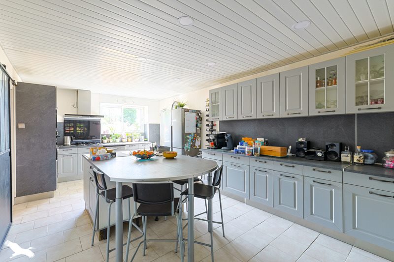 Vente Maison CLAM - 8 pièces -227 m² - (17500)