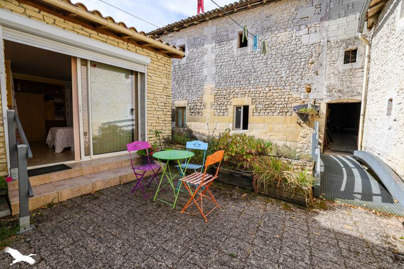 Vente Maison CLAM - 8 pièces -227 m² - (17500)