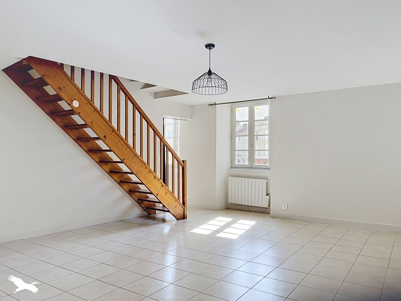 Immeuble 4 pièces 201 m² · à Jonzac · 201 m² · 286 740 €