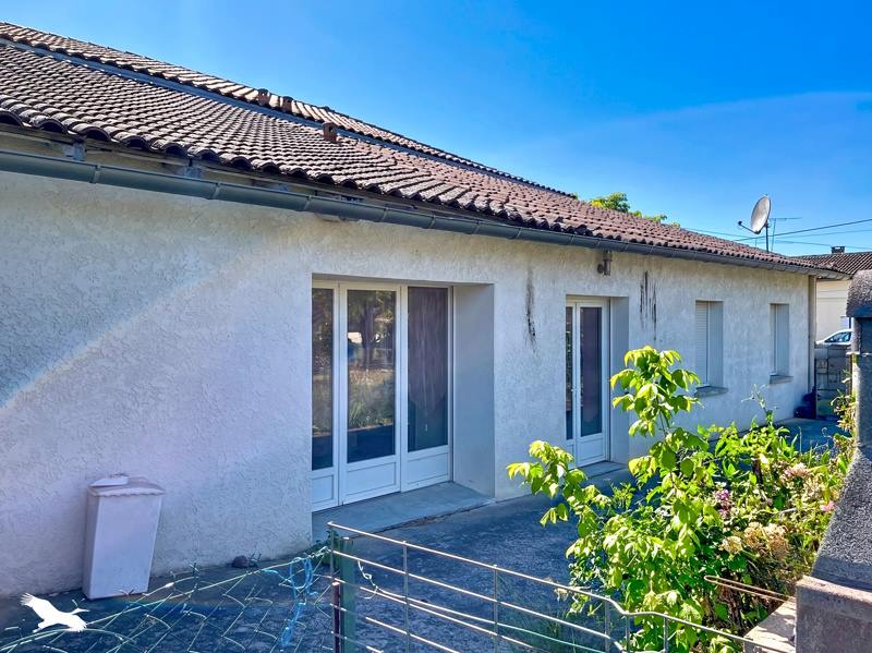 Vente Immeuble CHAMPAGNAC - -  433 m² - (17500)