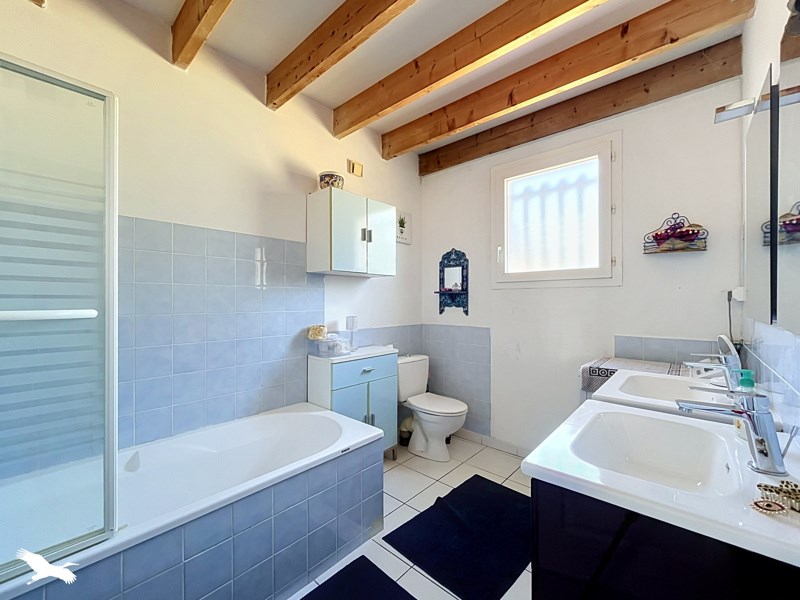 Vente Maison ST SIMON DE BORDES - 7 pièces -129 m² - (17500)