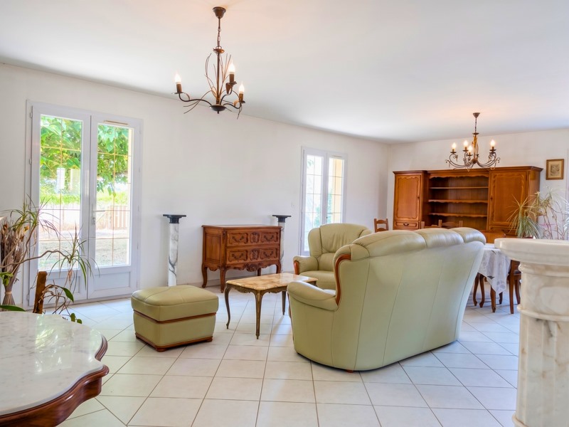 Vente Maison ST MARTIAL DE VITATERNE - 4 pièces -125 m² - (17500)
