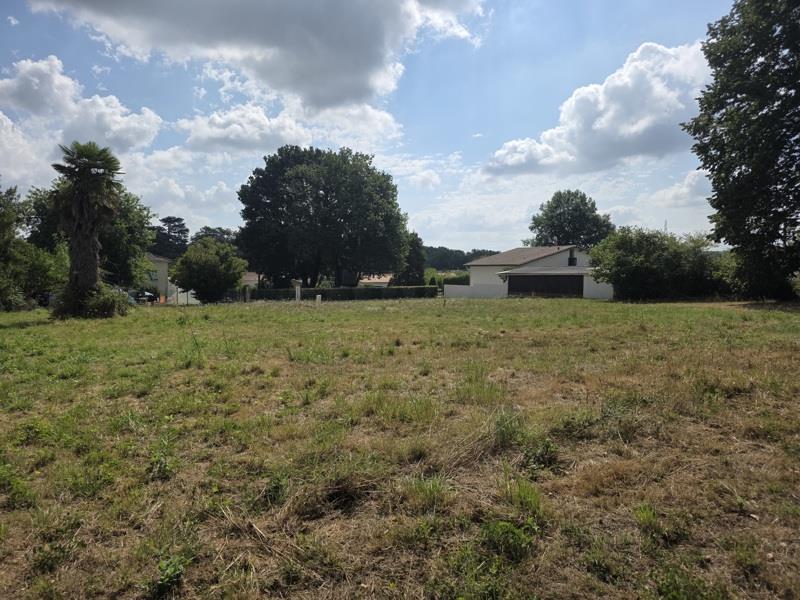 Vente Terrain Jonzac - -489 m² - (17500)