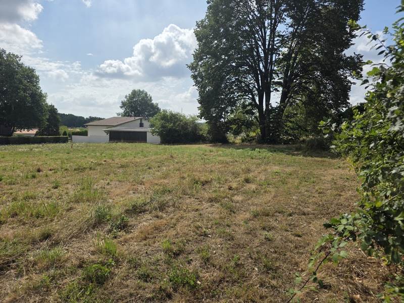 Vente Terrain Jonzac - -489 m² - (17500)