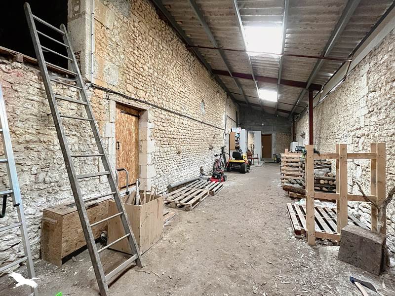 Vente Maison Saint-Eugène - 5 pièces -129 m² - (17520)