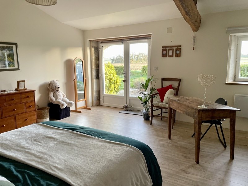 Vente Maison ST MEDARD - 6 pièces -171 m² - (17500)