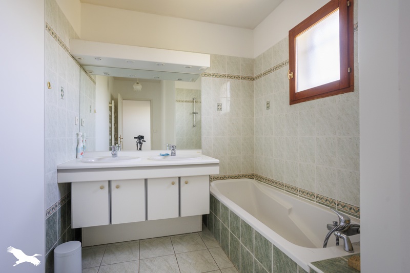 Vente Maison MONTGISCARD - 5 pièces -155 m² - (31450)