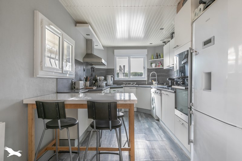 Vente Maison MARTIGNAS SUR JALLE - 7 pièces -138 m² - (33127)
