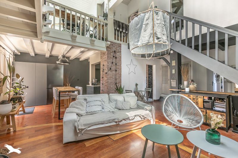 Vente Maison MARTIGNAS SUR JALLE - 6 pièces -166 m² - (33127)