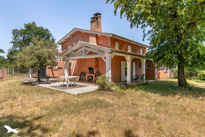 Vente Maison MARTIGNAS SUR JALLE - 6 pièces -166 m² - (33127)