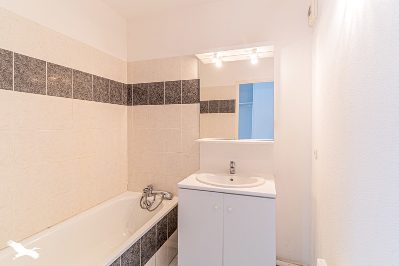 Vente Appartement MARTIGNAS SUR JALLE - 2 pièces -48 m² - (33127)