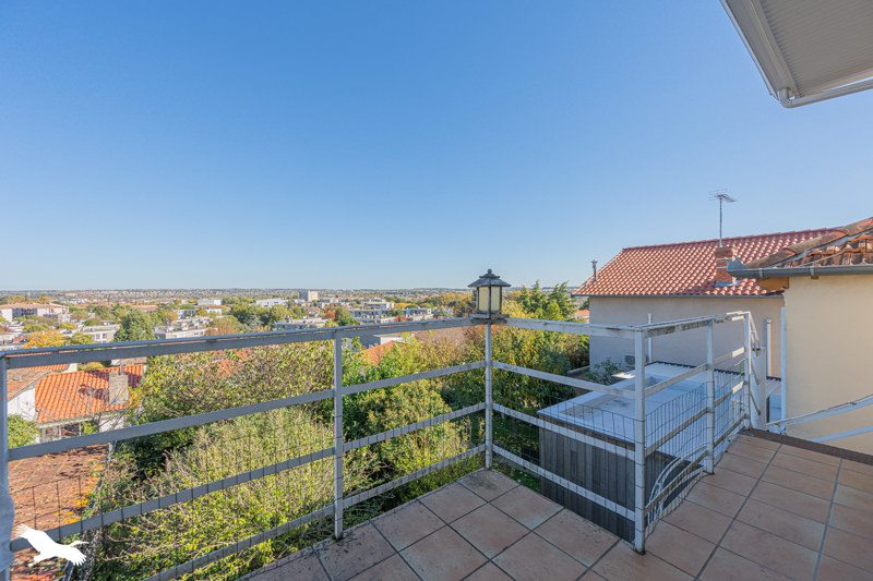 Vente Maison TOULOUSE - 5 pièces -161 m² - (31500)