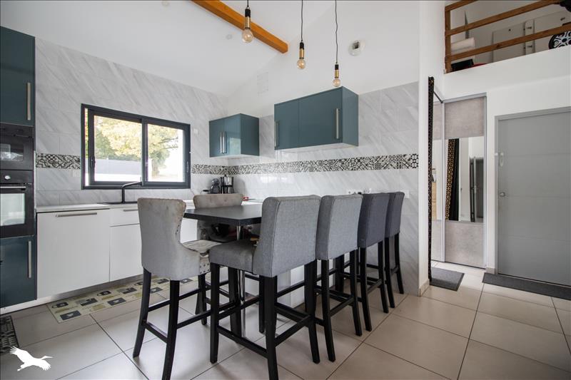 Vente Maison BAYONNE - 7 pièces -250 m² - (64100)