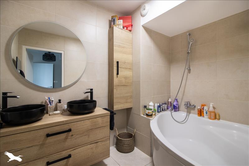 Vente Appartement BAYONNE - 3 pièces -64 m² - (64100)