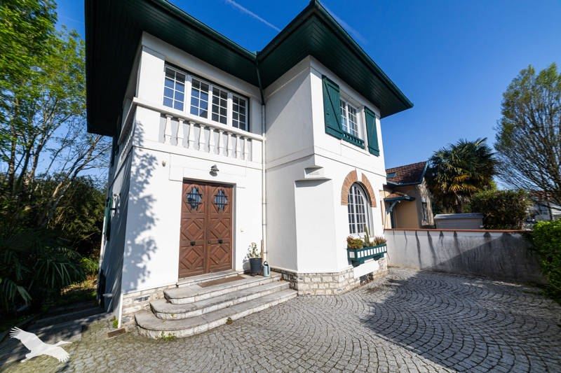 Vente Maison BAYONNE - 5 pièces -137 m² - (64100)