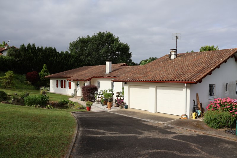 Vente Maison URCUIT - 7 pièces -190 m² - (64990)