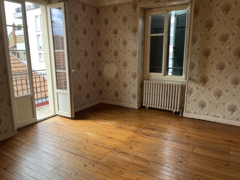 Vente Maison BAYONNE - 12 pièces -228 m² - (64100)