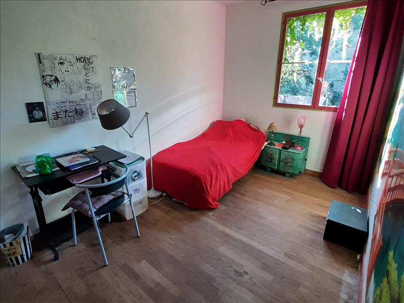 Vente Maison Villac - 5 pièces -165 m² - (24120)