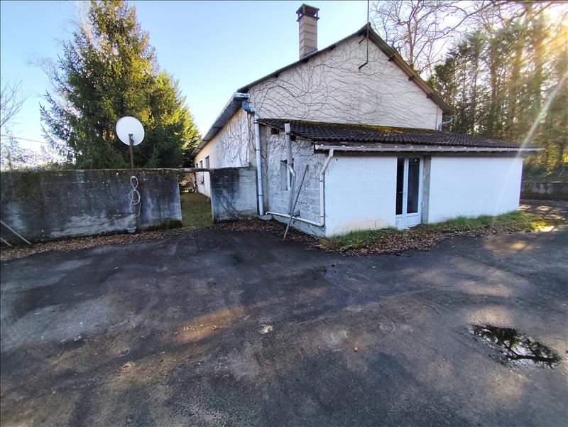 Maison 8 pièces 110 m² · à Terrasson-Lavilledieu · 110 m² · 170 130 €