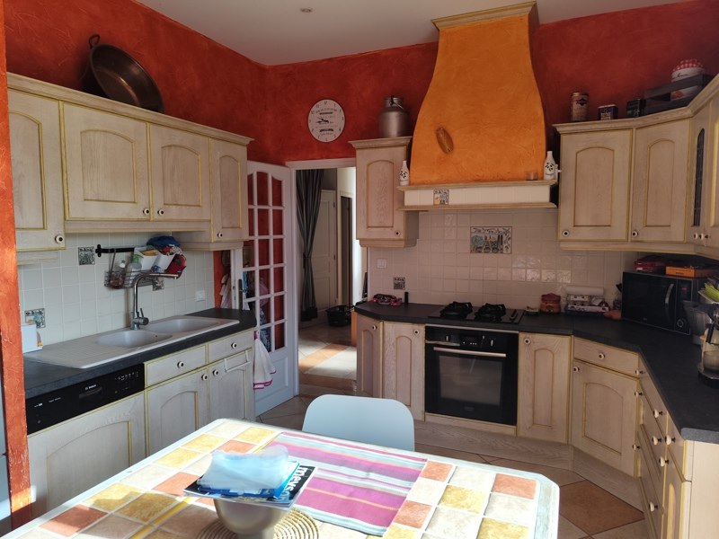 Vente Maison TERRASSON LAVILLEDIEU - 5 pièces -130 m² - (24120)